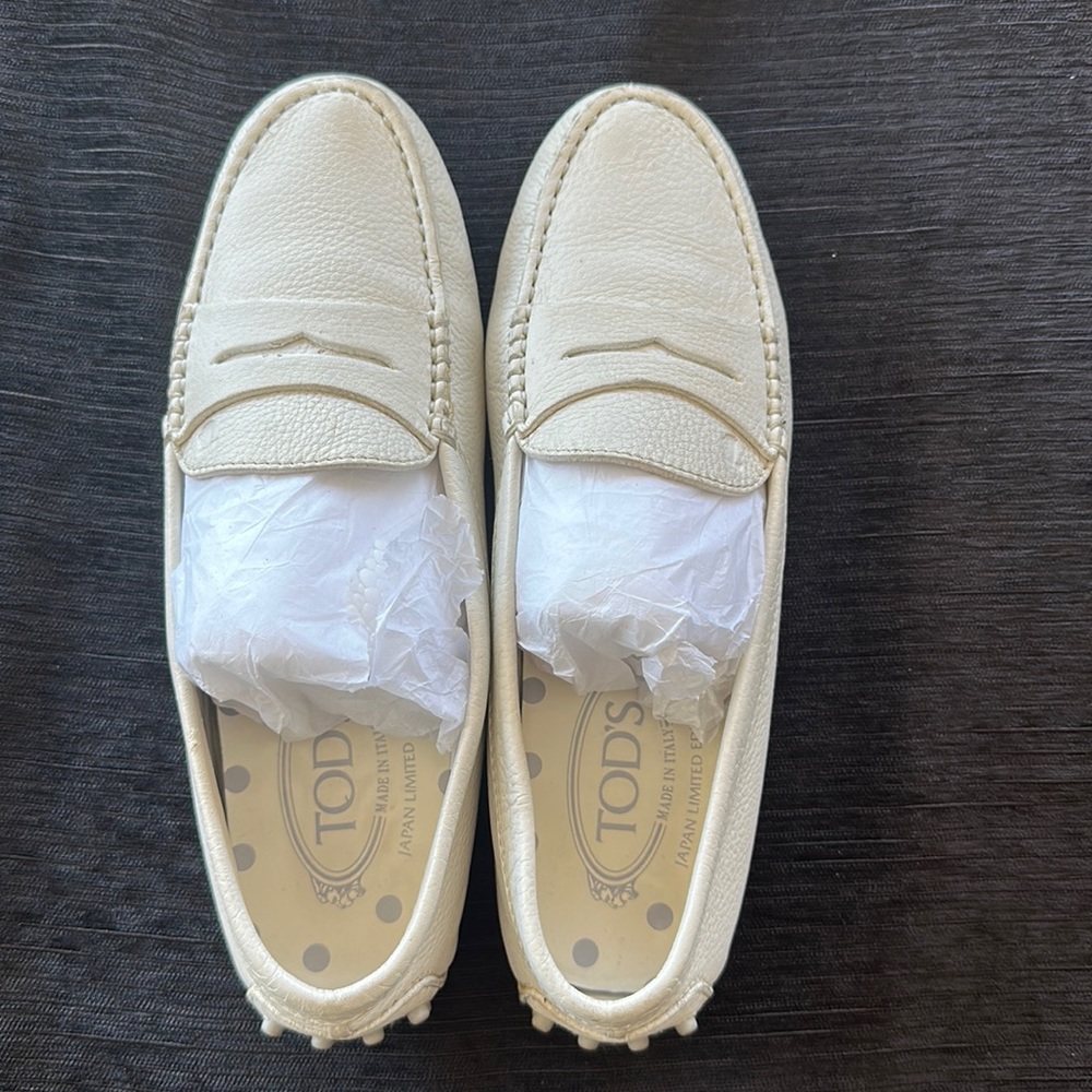 Tod’s, made in Italy.  Japan Limited Edition.  All leather! A DEAL!